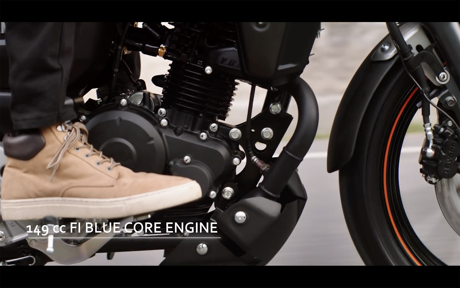 和FZ-S 150相同的BlueCore 149c.c.單缸引擎，有12.4PS的最大馬力